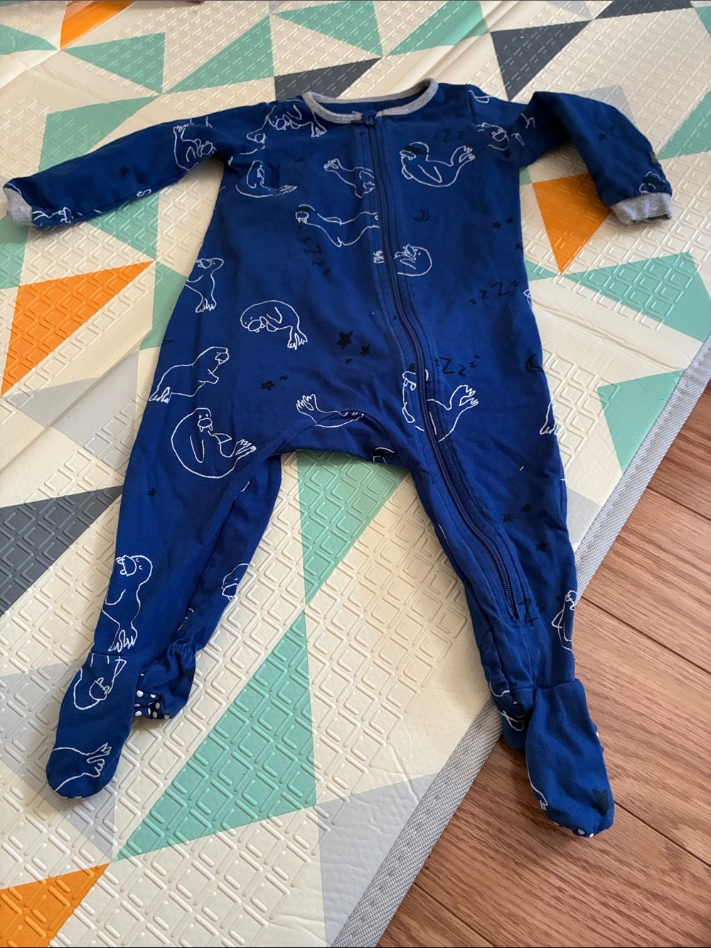 20/25$ 🧸 Blue Baby One-Piece Footed Pajamas with Animal Print